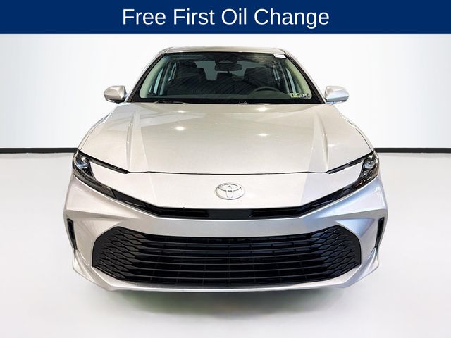 2025 Toyota Camry LE photo 2
