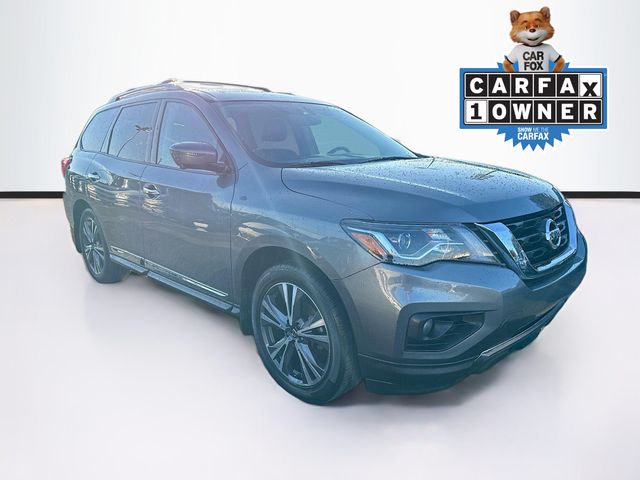 2020 Nissan Pathfinder Platinum's photo