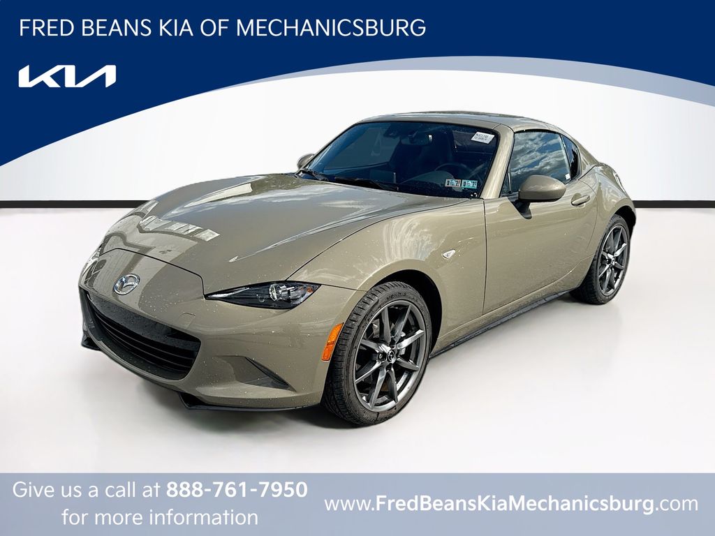 2023 Mazda MX-5 Miata RF Grand Touring | CarEdge | CarEdge