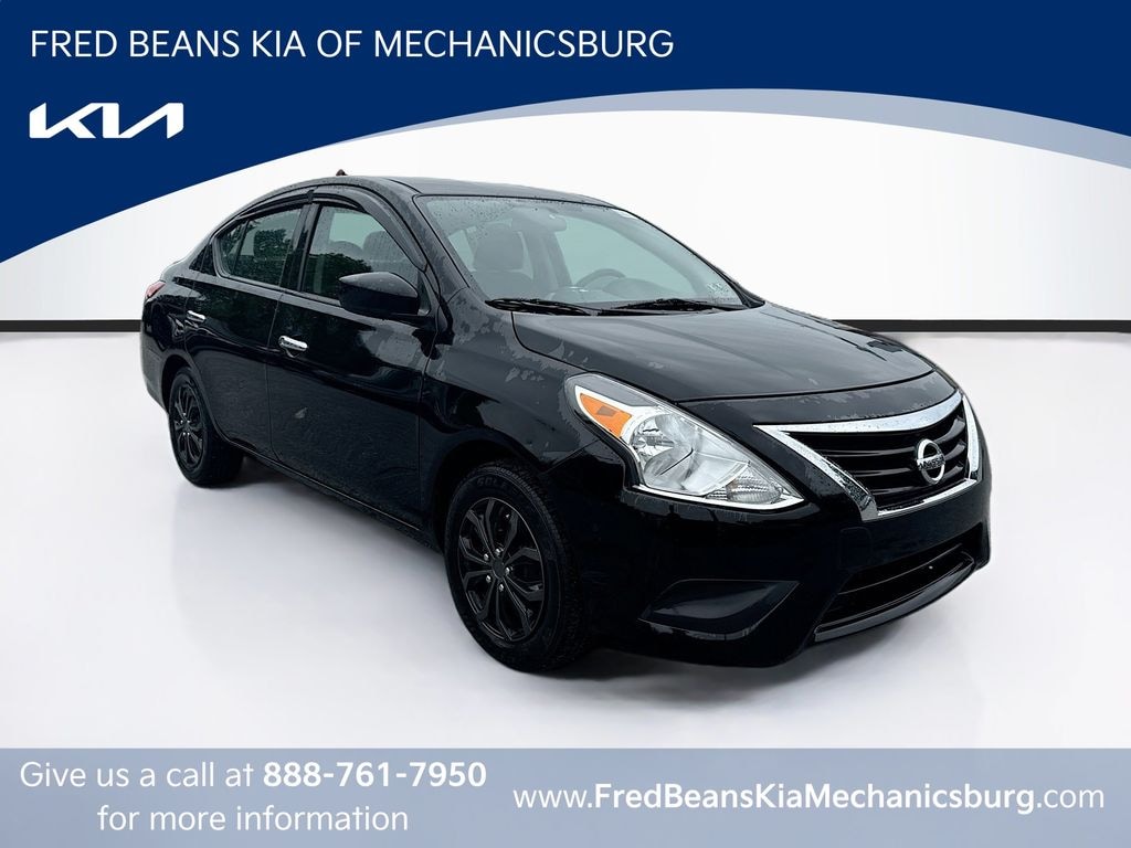 Used 2018 Nissan Versa 1.6 SV Sedan
