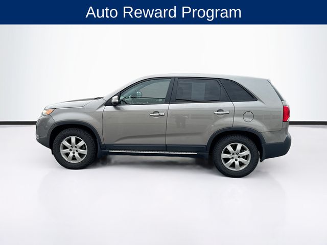 2011 Kia Sorento LX photo 4