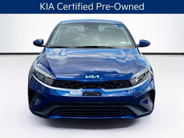 2023 Kia Forte LXS photo 2