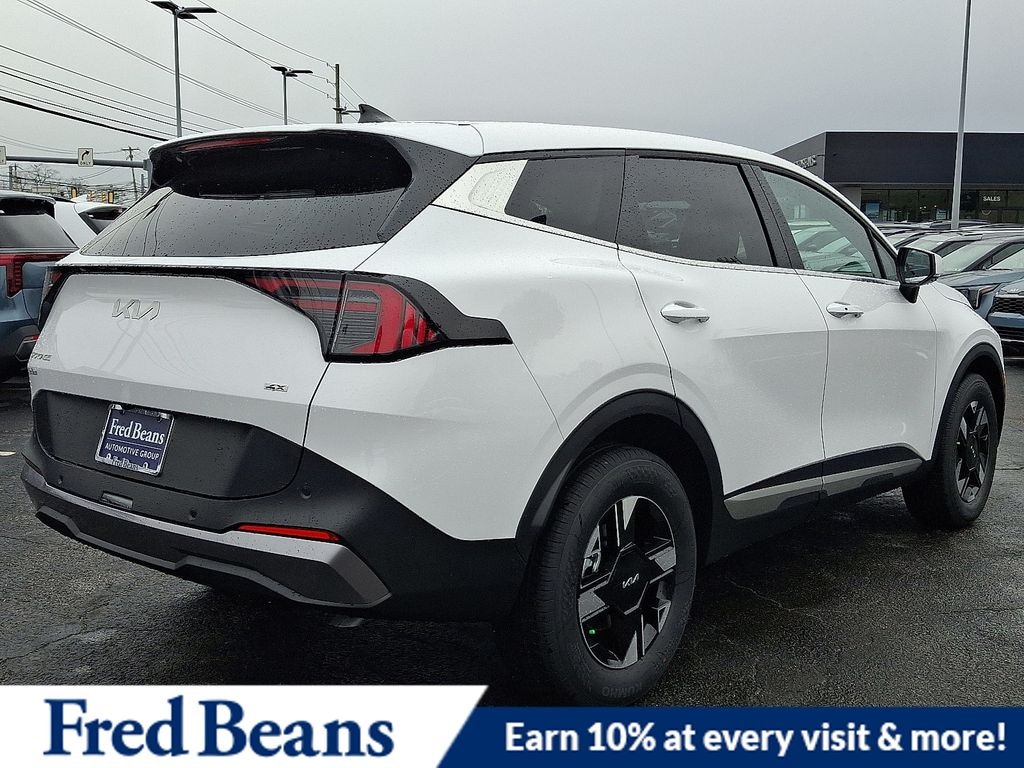 New 2026 Kia Sportage LX SUV