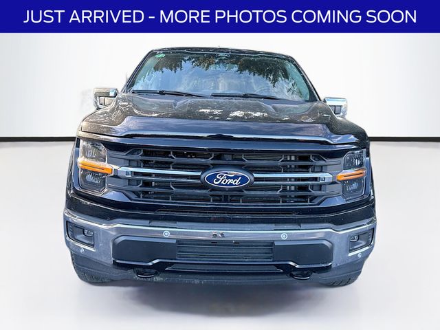 2024 Ford F-150 XLT photo 2