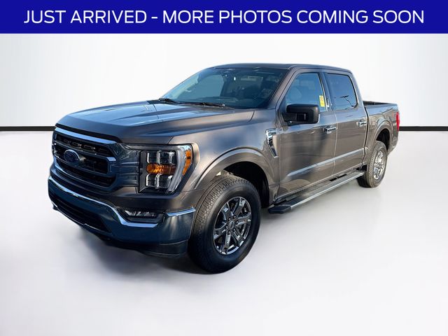 2022 Ford F-150 XLT photo 3