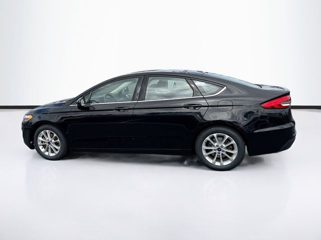 2019 Ford Fusion SE photo 2