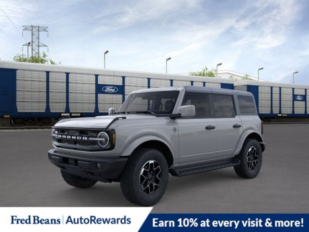 New 2026 Ford Bronco Outer Banks SUV