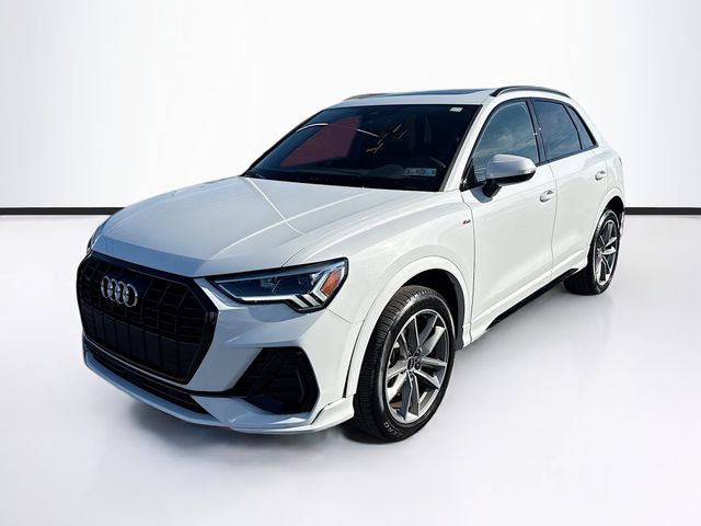 2022 Audi Q3 Premium Plus S line photo 3
