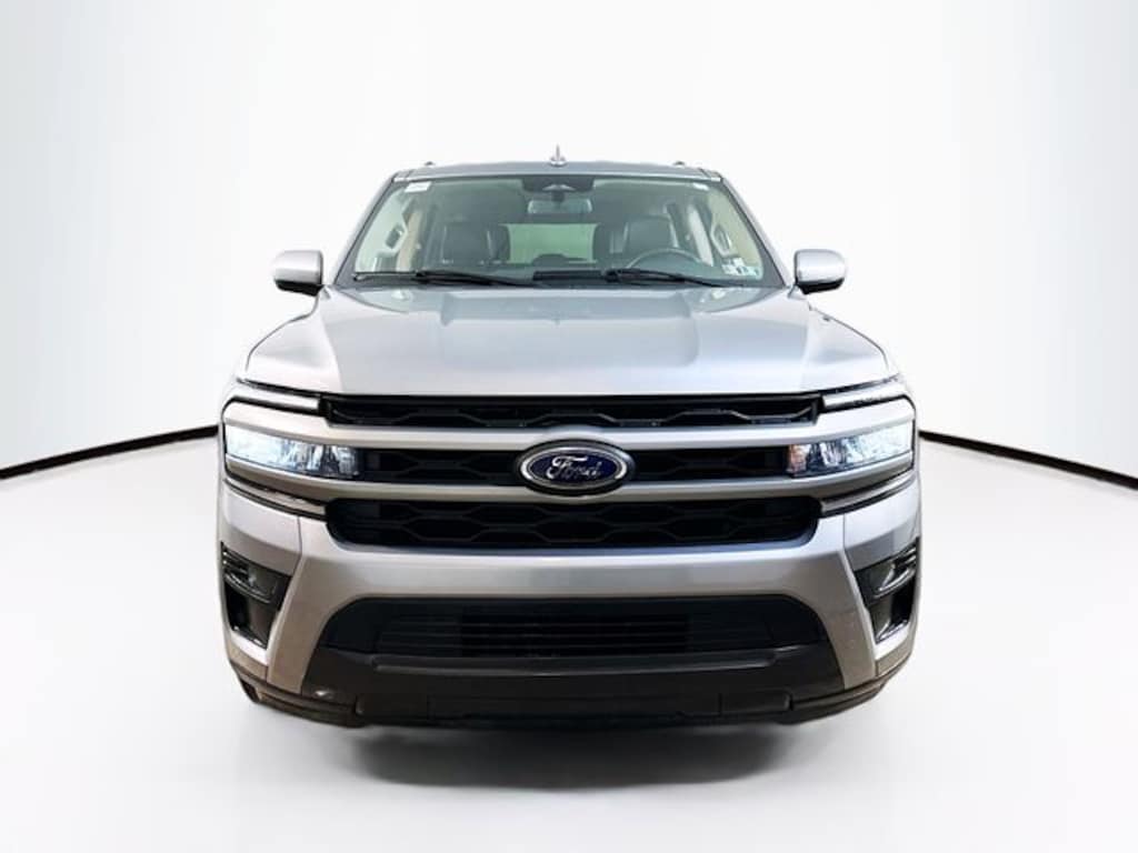 Used 2024 Ford Expedition Max XLT SUV