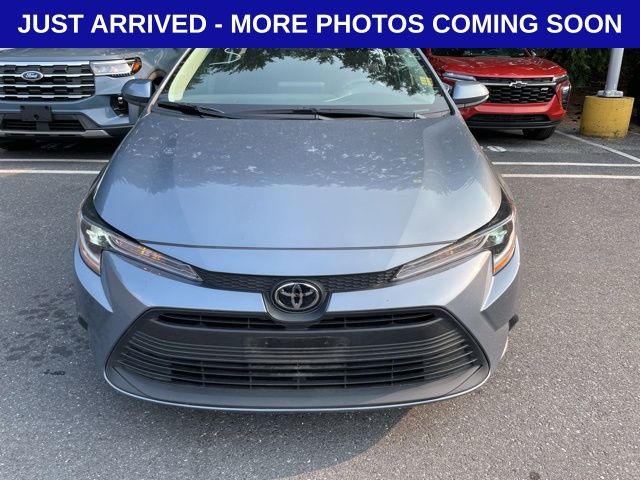 Used 2024 Toyota Corolla LE with VIN 5YFB4MDE5RP153261 for sale in Northfield, Minnesota
