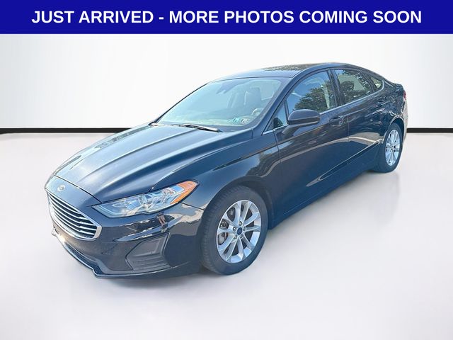 2019 Ford Fusion SE photo 3