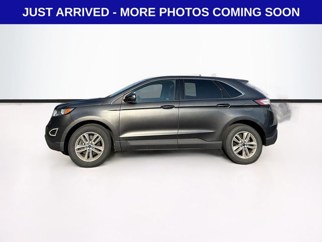 2016 Ford Edge SEL photo 4