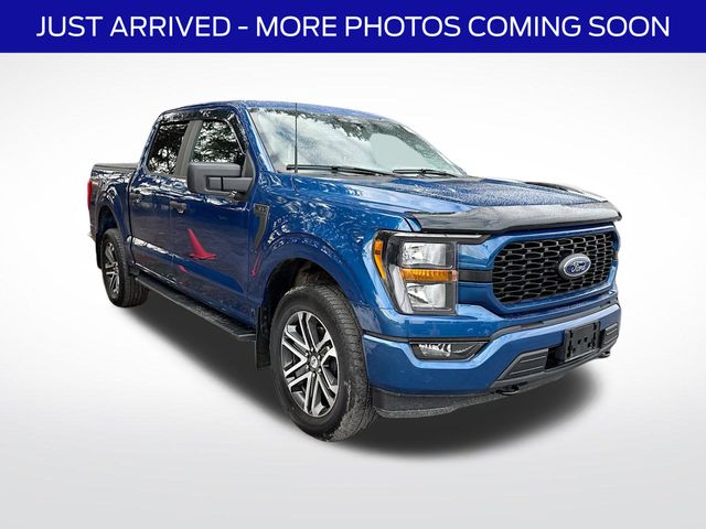 2023 Ford F-150 XL's photo