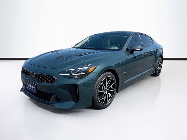 2022 Kia Stinger GT-Line photo 3