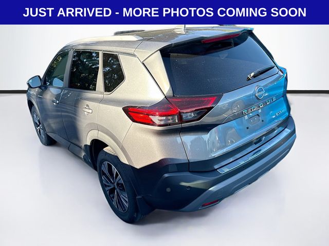 2023 Nissan Rogue SV photo 3