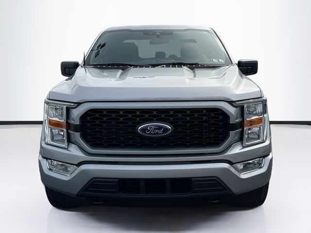 2022 Ford F-150 XL photo 2