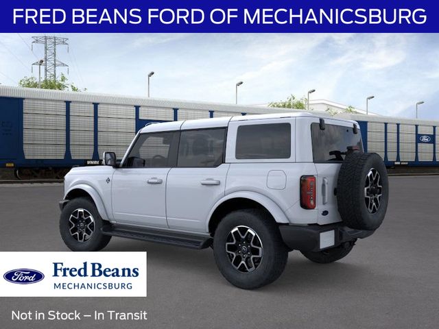 2025 Ford Bronco Outer Banks photo 4