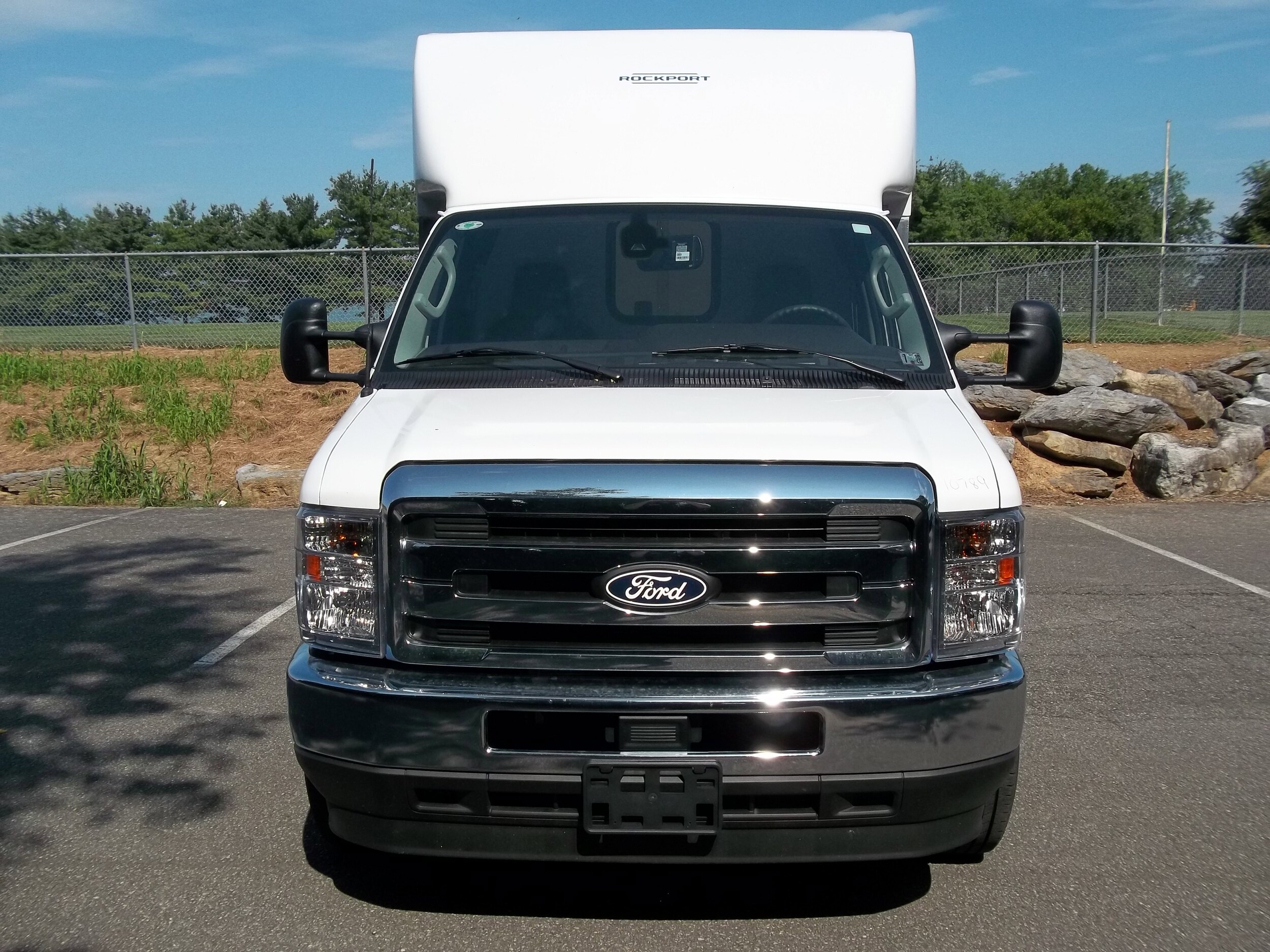 2026 Ford E-350 Base photo 2