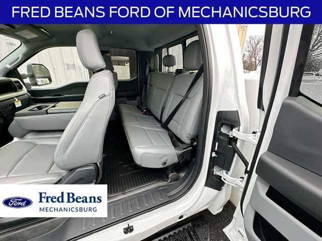 2026 Ford F-350 Super Duty Chassis Cab XL - Photo 17