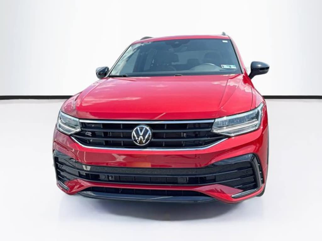 Used 2024 Volkswagen Tiguan 2.0T SE R-Line Black SUV