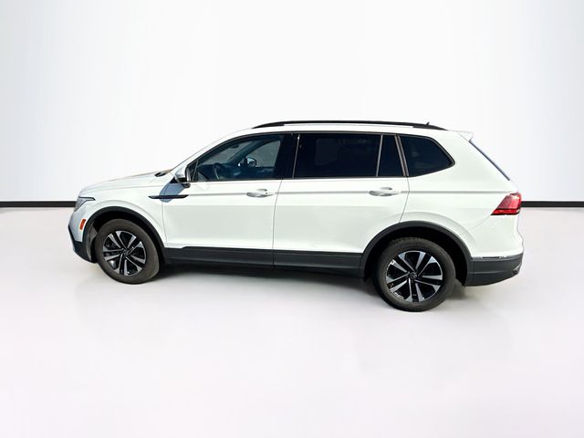 2022 Volkswagen Tiguan S photo 3