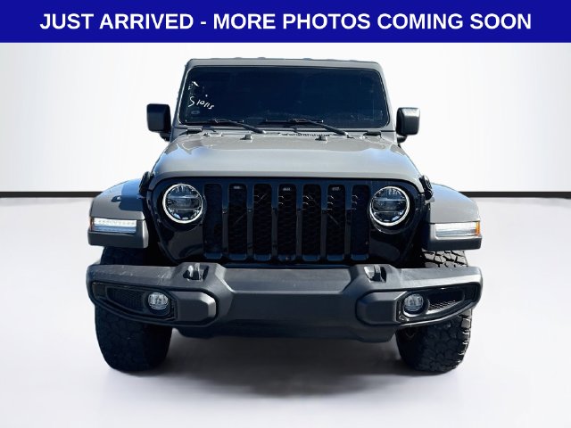 Used 2022 Jeep Gladiator Willys Truck Crew Cab