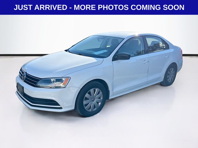 2015 Volkswagen Jetta 2.0 S photo 2