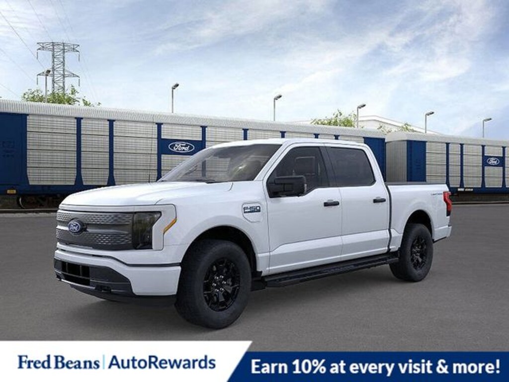 New 2025 Ford F-150 Lightning XLT Truck SuperCrew Cab