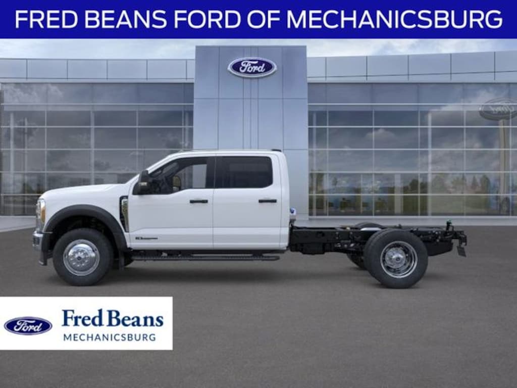 New 2025 Ford F-450 Chassis XL Truck Crew Cab