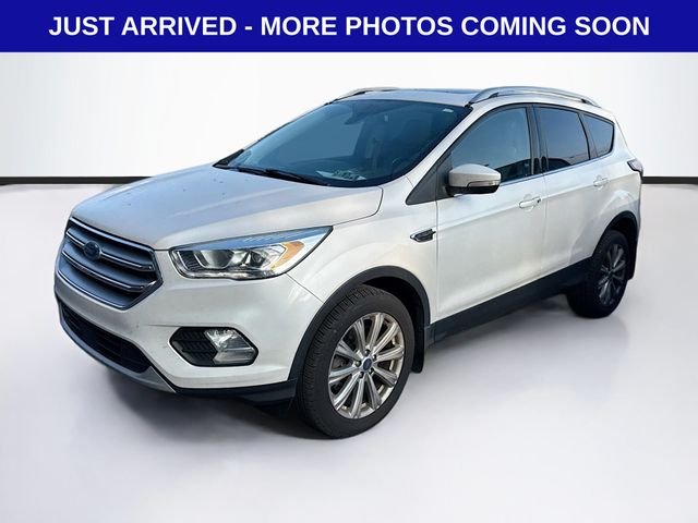 2017 Ford Escape Titanium photo 2