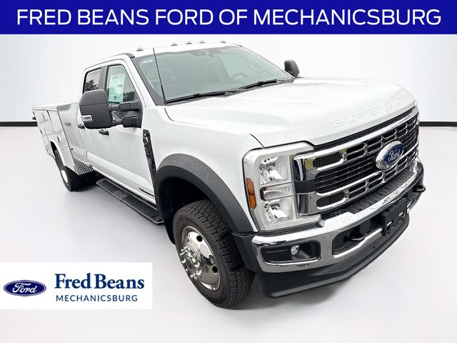 2025 Ford F-450 Super Duty Chassis Cab XL's photo