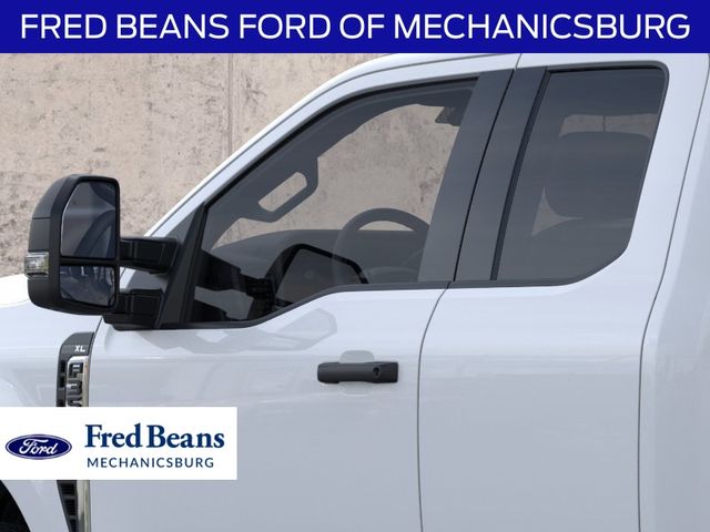 2026 Ford F-350 Super Duty Chassis Cab XL - Photo 25