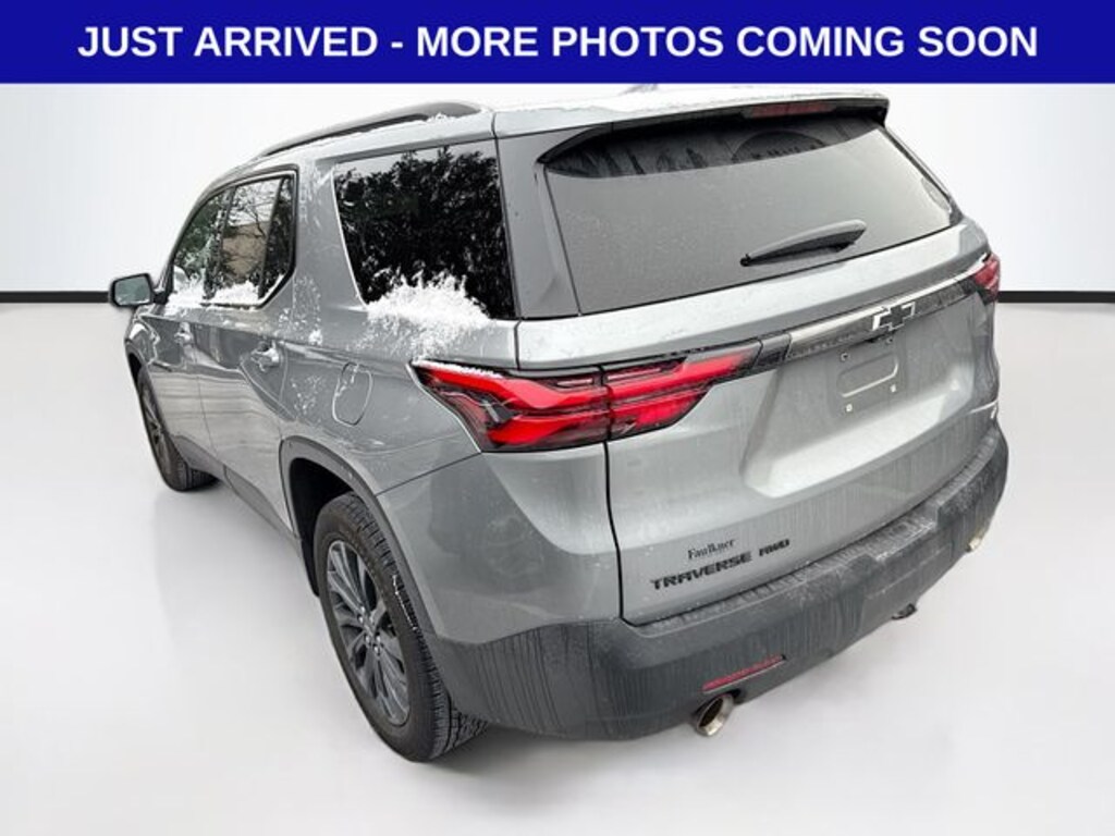 Used 2023 Chevrolet Traverse RS SUV