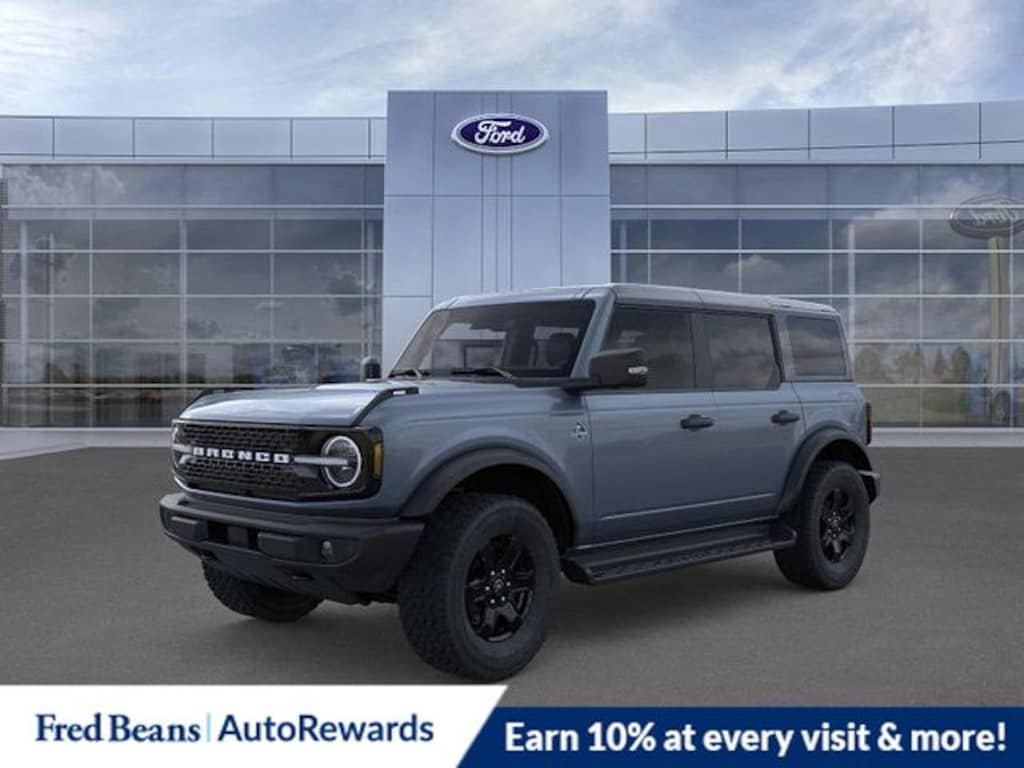 New 2025 Ford Bronco Outer Banks SUV