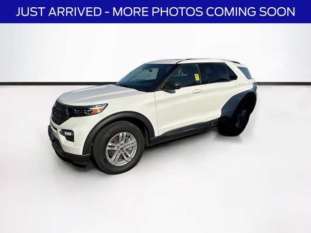 2022 Ford Explorer XLT photo 2