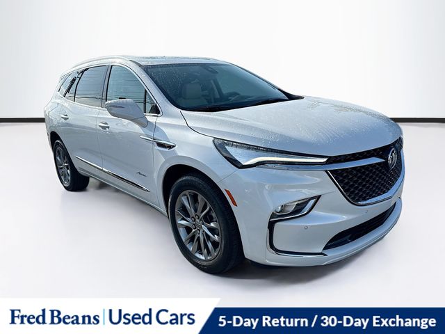 2024 Buick Enclave Avenir's photo