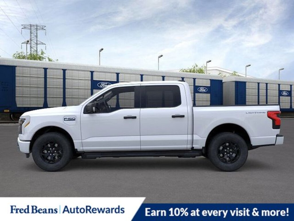 New 2025 Ford F-150 Lightning XLT Truck SuperCrew Cab