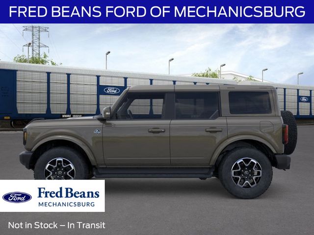 2025 Ford Bronco Outer Banks photo 3