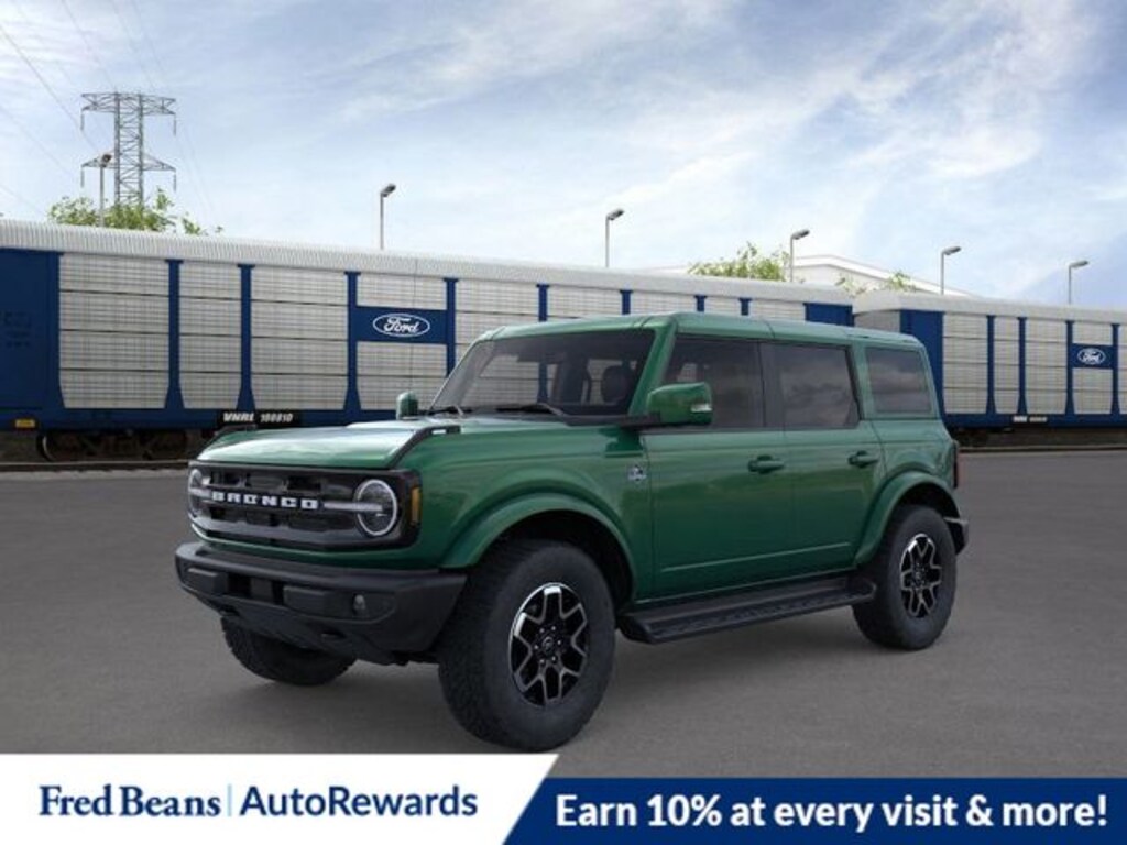 New 2025 Ford Bronco Outer Banks SUV