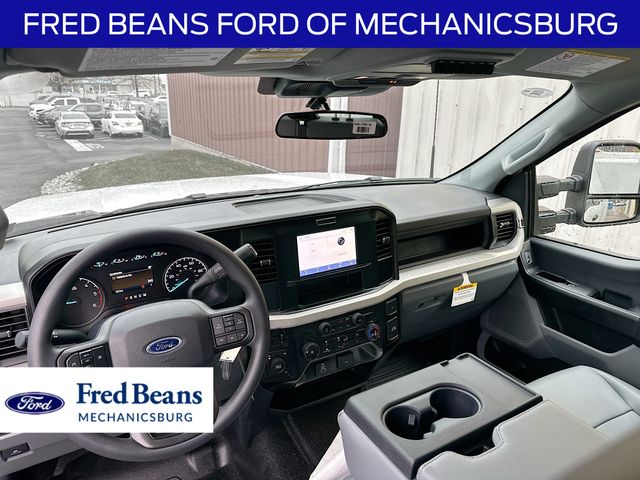 2026 Ford F-350 Super Duty Chassis Cab XL - Photo 18
