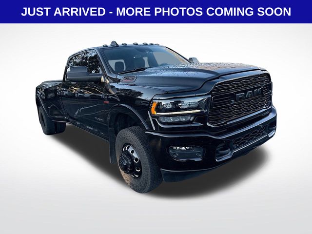 2022 RAM Ram 3500 Pickup Limited's photo