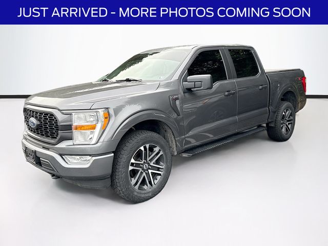 2022 Ford F-150 XL photo 3