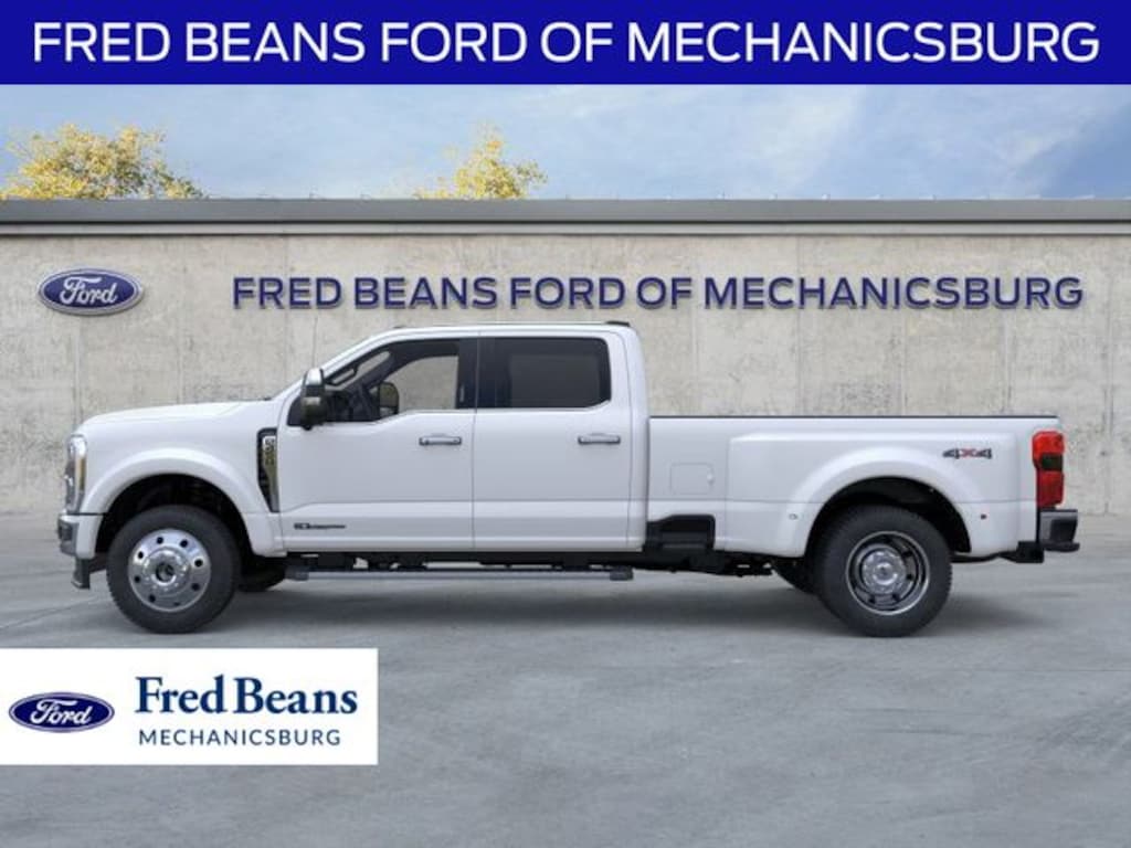 New 2026 Ford F-450 Lariat Truck Crew Cab