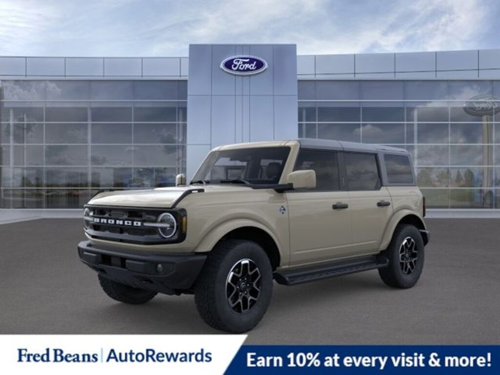 New 2026 Ford Bronco Outer Banks SUV