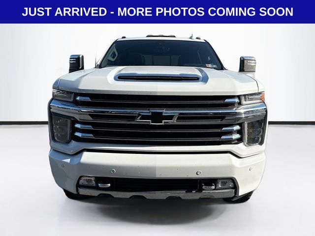 2020 Chevrolet Silverado 3500HD High Country photo 2