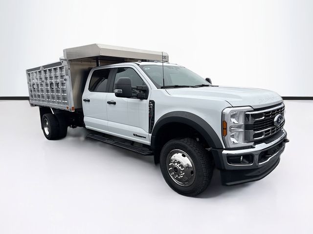 2025 Ford F-450 Super Duty Chassis Cab XL's photo