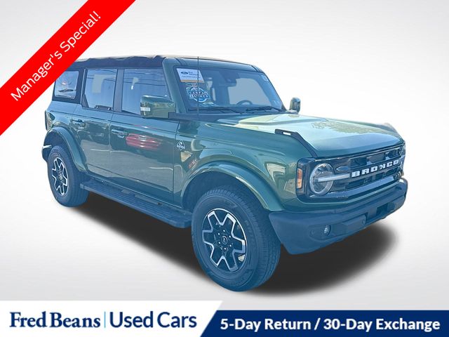 2022 Ford Bronco 4-Door Outer Banks's photo