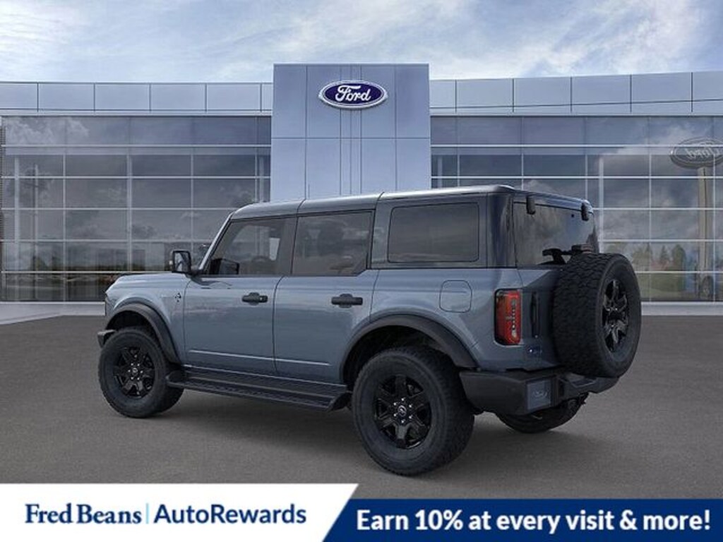 New 2025 Ford Bronco Outer Banks SUV