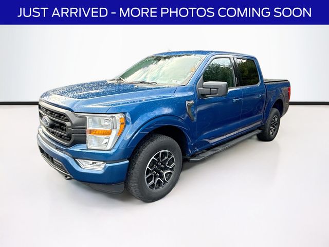 2022 Ford F-150 XLT photo 3