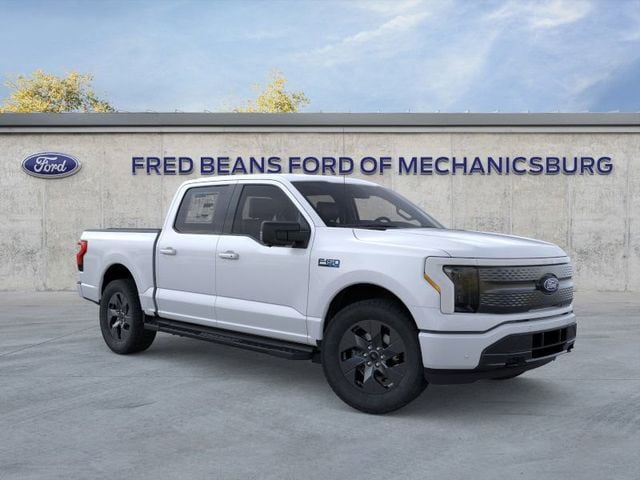 2025 Ford F-150 Lightning Flash's photo